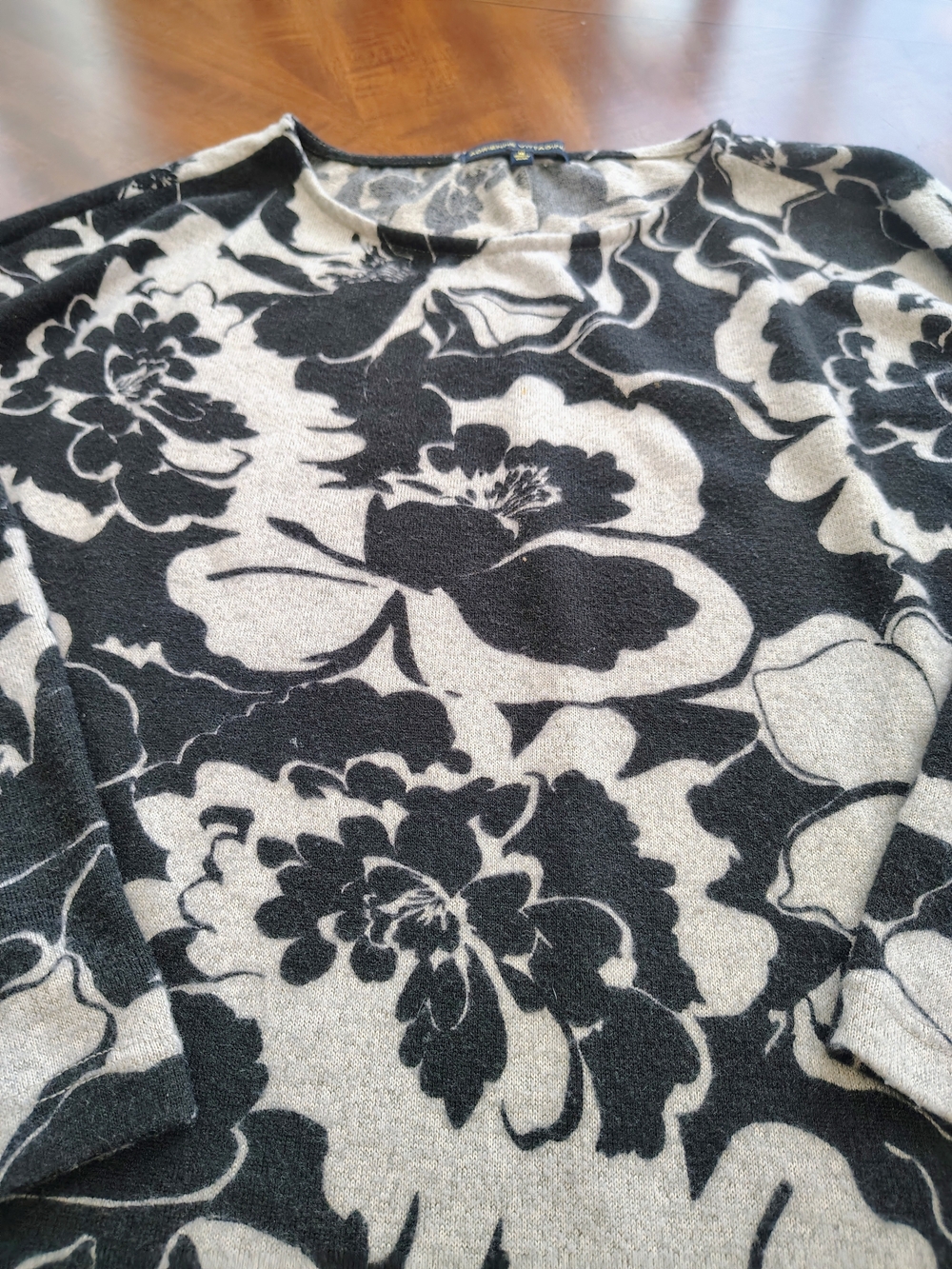 Adrienne Vittadini Womens Black Cream Floral Knit Boxy Boat Neck Sweater Size M